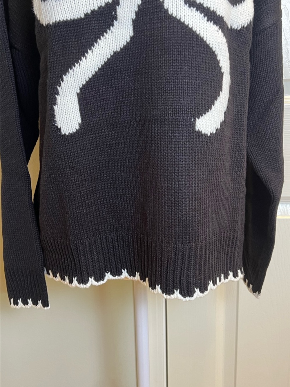CATO Bow Graphic Sweater - Picture 4 of 11